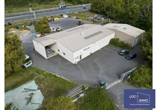 Vente Entrepôt 600 m²