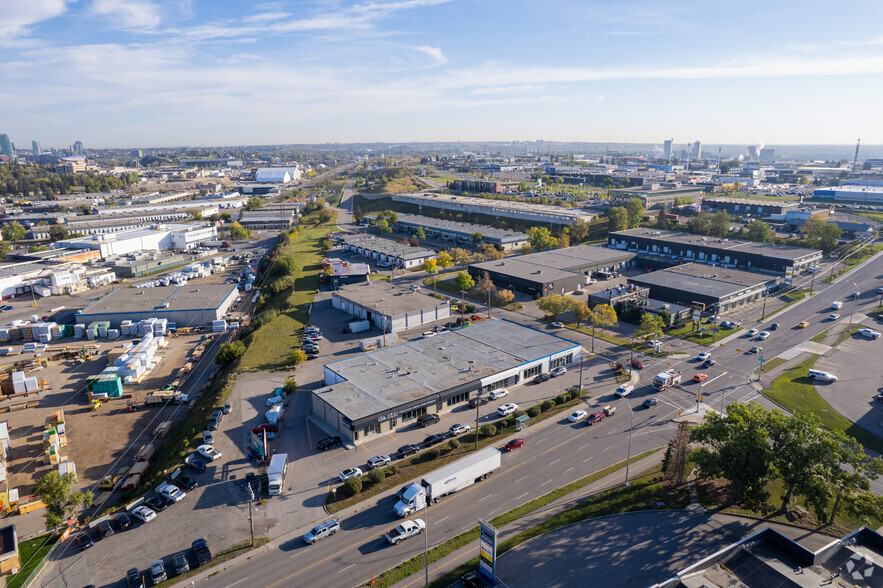 456-468 42nd Ave SE, Calgary, AB for rent - Aerial - Image 3 of 4