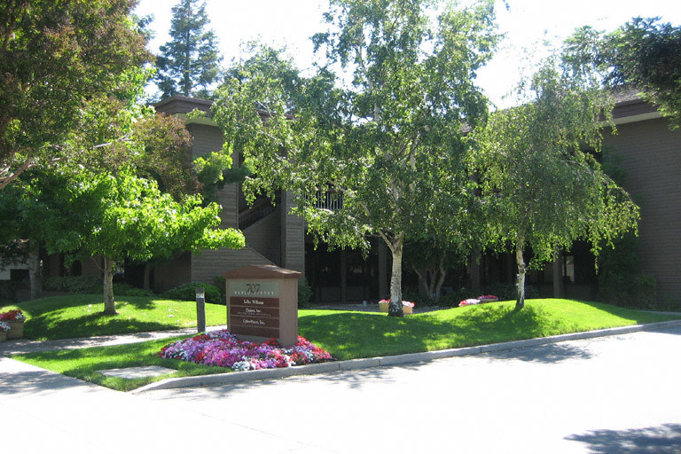 707 Menlo Ave, Menlo Park, CA for rent - Building Photo - Image 2 of 3