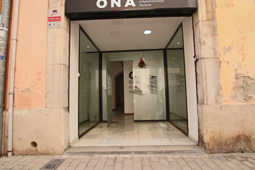 in Vilanova i la Geltrú, Barcelona for sale - Primary Photo - Image 1 of 1