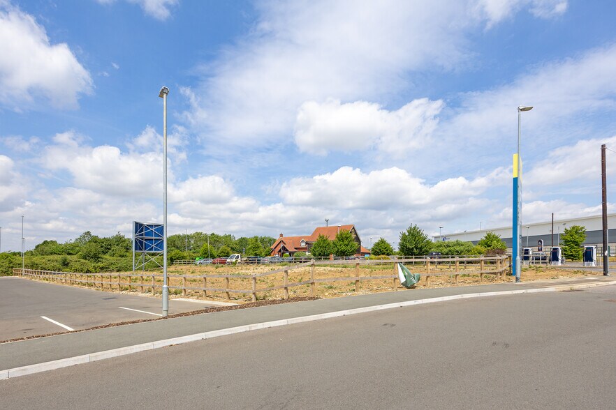 Somerby Park, Gainsborough to rent - Construction Photo - Image 3 of 3