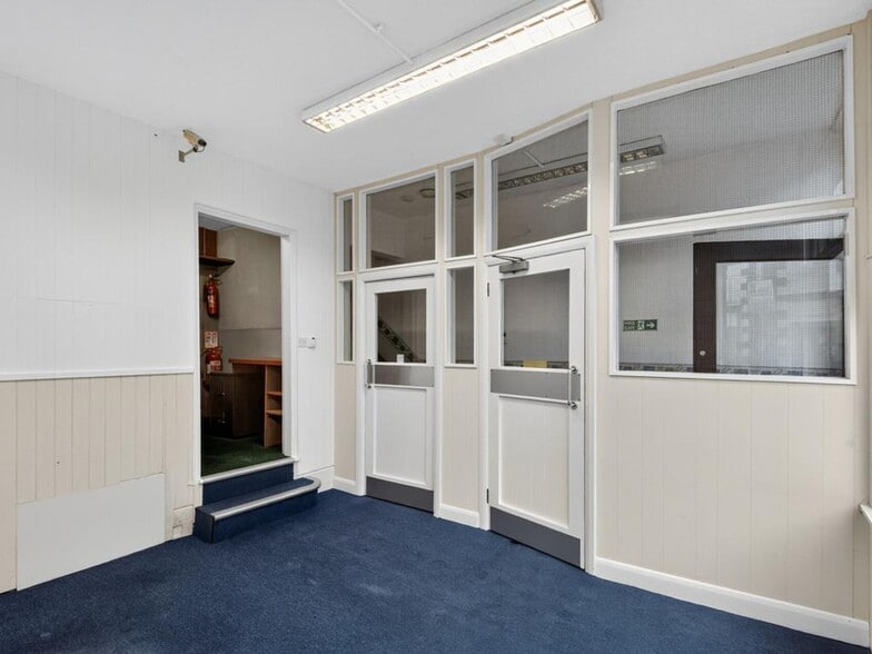 21-23 Market St, Kirkby Stephen to rent - Building Photo - Image 3 of 14