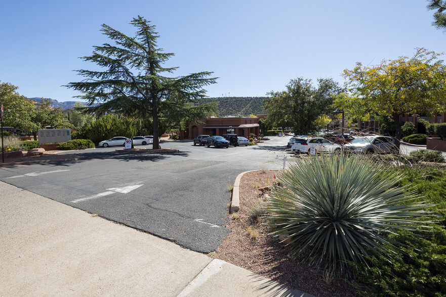 1771 W State Route 89A, Sedona, AZ for rent - Building Photo - Image 3 of 24