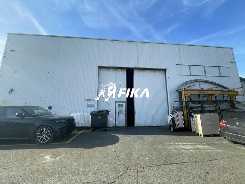 Light Industrial in Toulouse to rent - Building Photo - Image 1 of 17