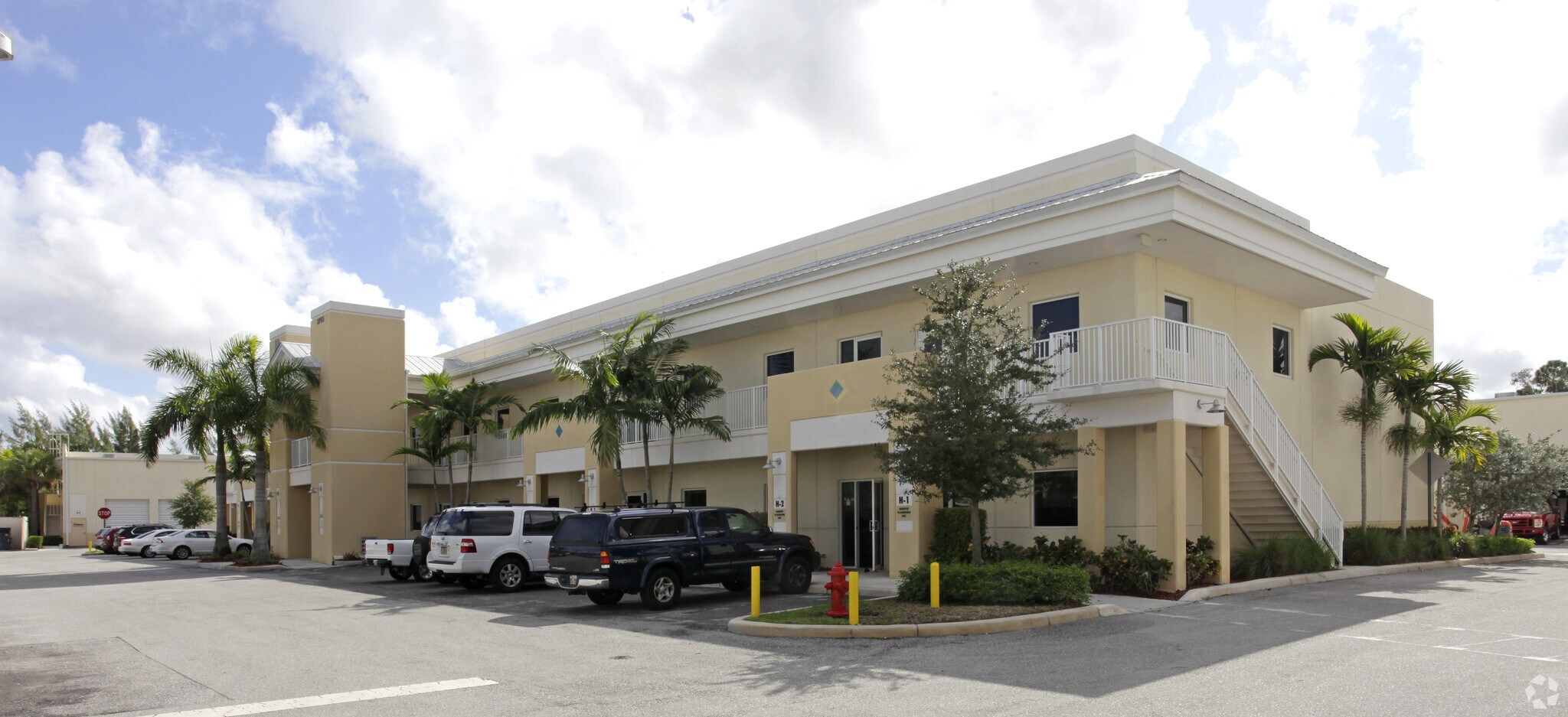 2765 Vista Pky, West Palm Beach, FL for sale Building Photo- Image 1 of 1