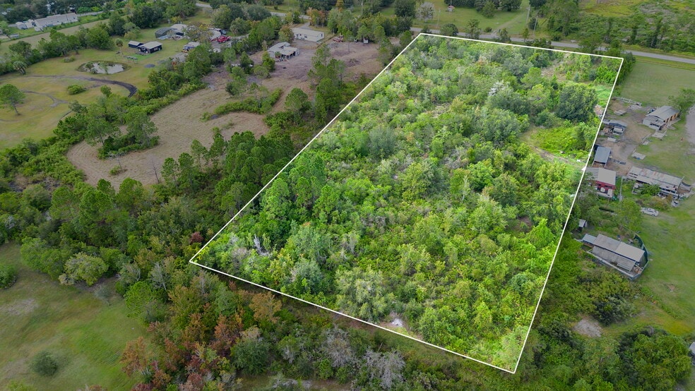 High Plains Lane portfolio of 2 properties for sale on LoopNet.co.uk - Building Photo - Image 3 of 8