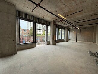 More details for 235 Balliol St, Toronto, ON - Retail to Rent