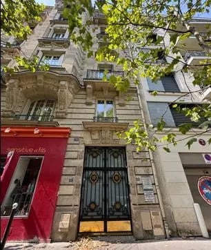 Location Bureaux 220 m² - Photo 1