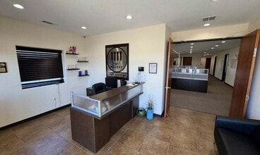 12236 Cutten Rd, Houston, TX to rent Interior Photo- Image 1 of 5