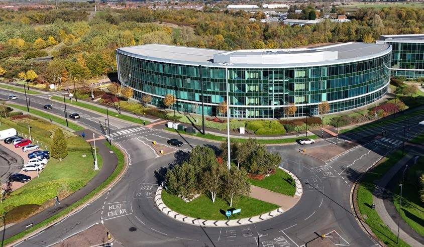 Silver Fox Way, Newcastle Upon Tyne to rent - Building Photo - Image 3 of 7