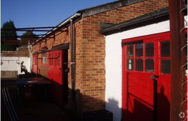 Tilgate Pl, Crawley for sale Primary Photo- Image 1 of 1