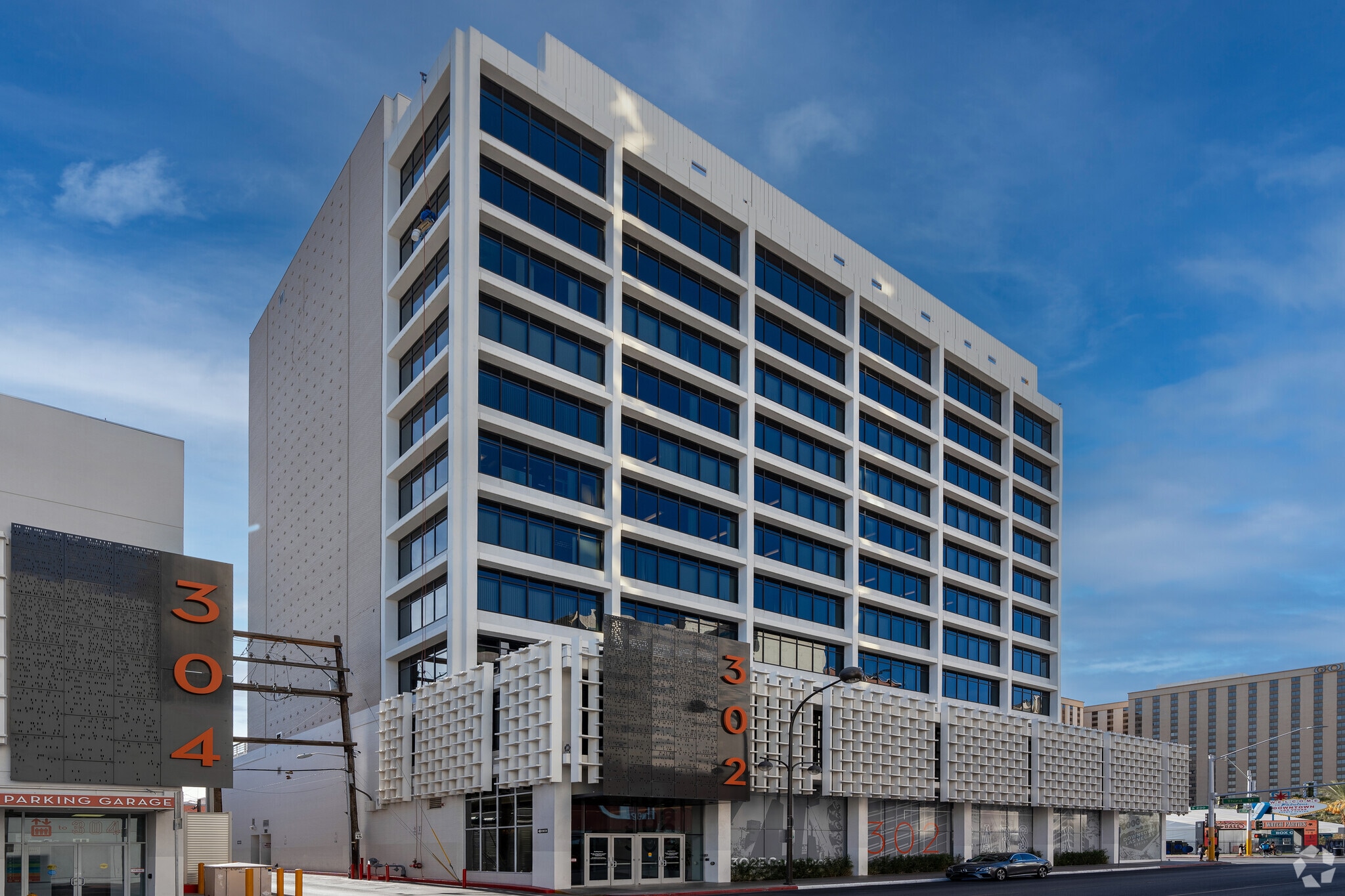 302 E Carson Ave, Las Vegas, NV to rent Building Photo- Image 1 of 9