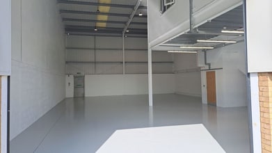 41 Moorfield Rd, Guildford to rent Interior Photo- Image 1 of 5