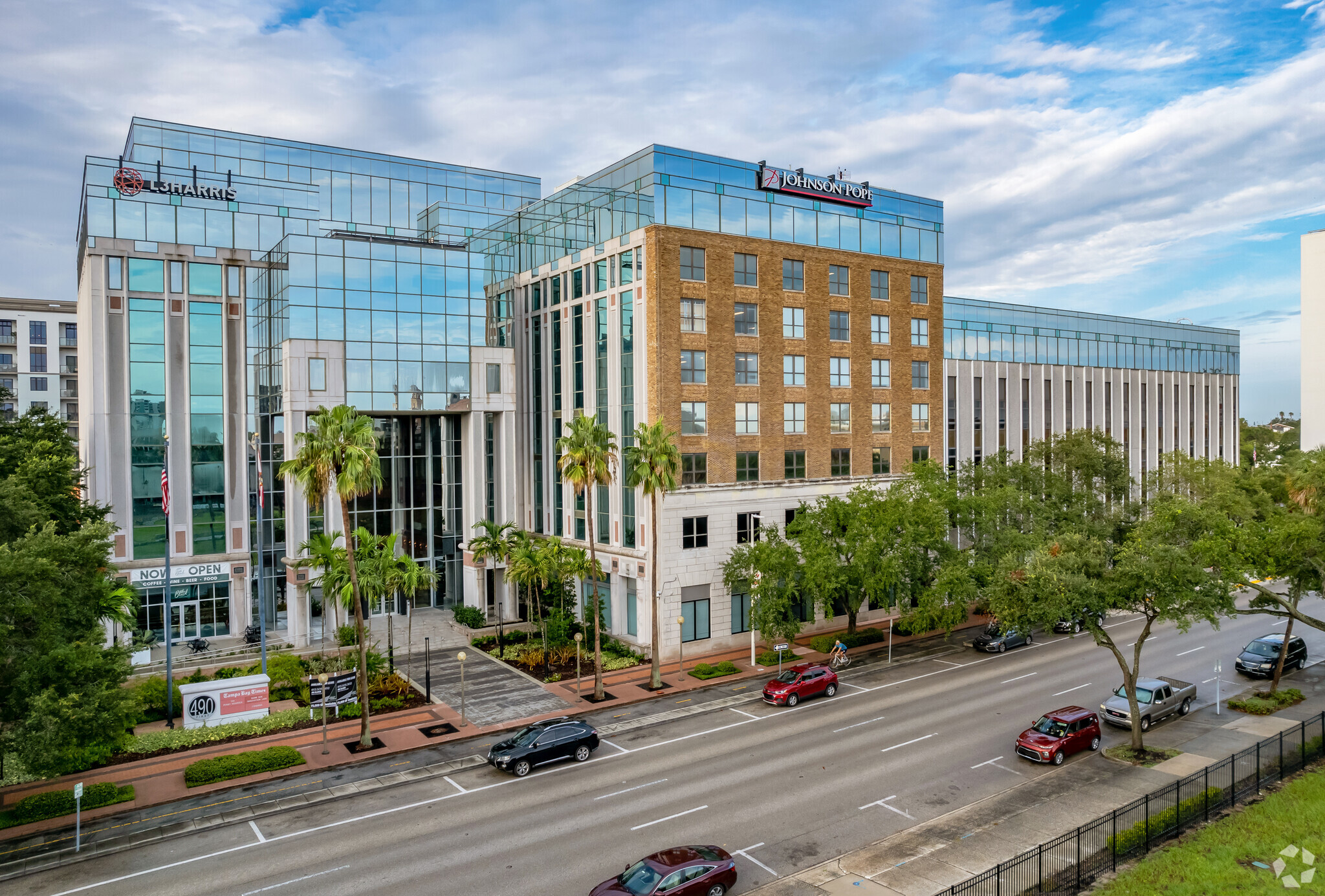 490 1st Ave S, Saint Petersburg, FL for rent Building Photo- Image 1 of 8