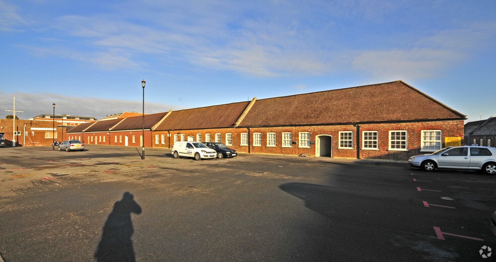 Weevil Ln, Gosport for sale - Building Photo - Image 2 of 3