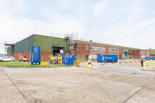 More details for Charlwood Rd, Lowfield Heath - Industrial to Rent