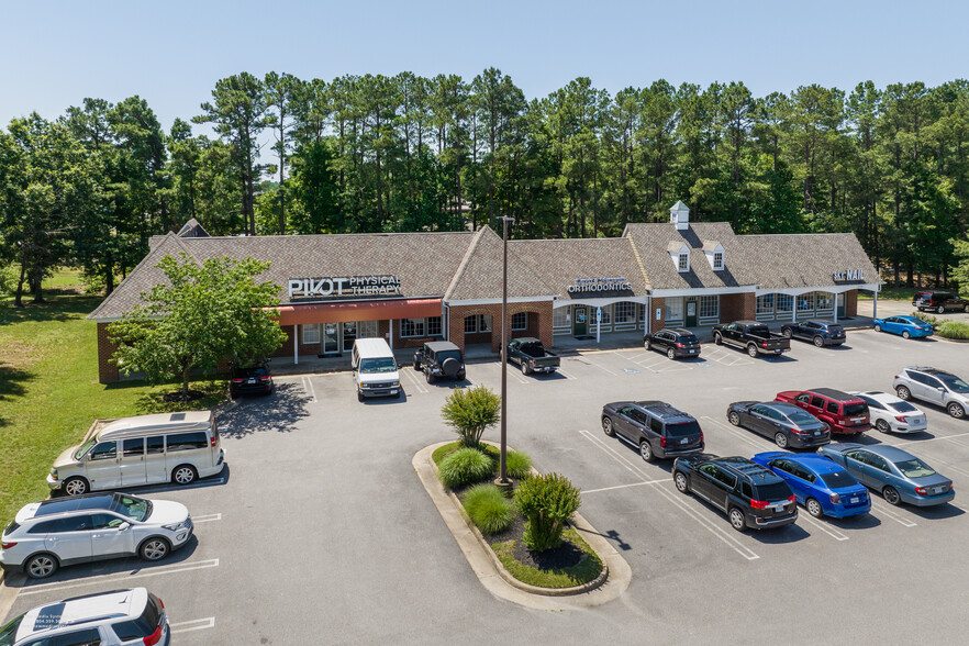 10300-10322 Iron Bridge Rd, Chesterfield, VA for rent - Building Photo - Image 3 of 8