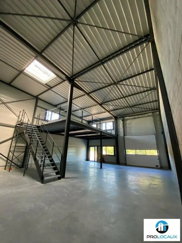 Vente Local d'activités 273 m² - Photo 1