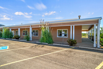 411 E St. Michael's Dr, Santa Fe, NM for rent Building Photo- Image 2 of 19