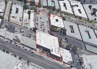 18607 Ventura Blvd, Tarzana, CA - AERIAL  map view