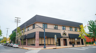 157 Broad St, Red Bank, NJ for rent Building Photo- Image 1 of 3