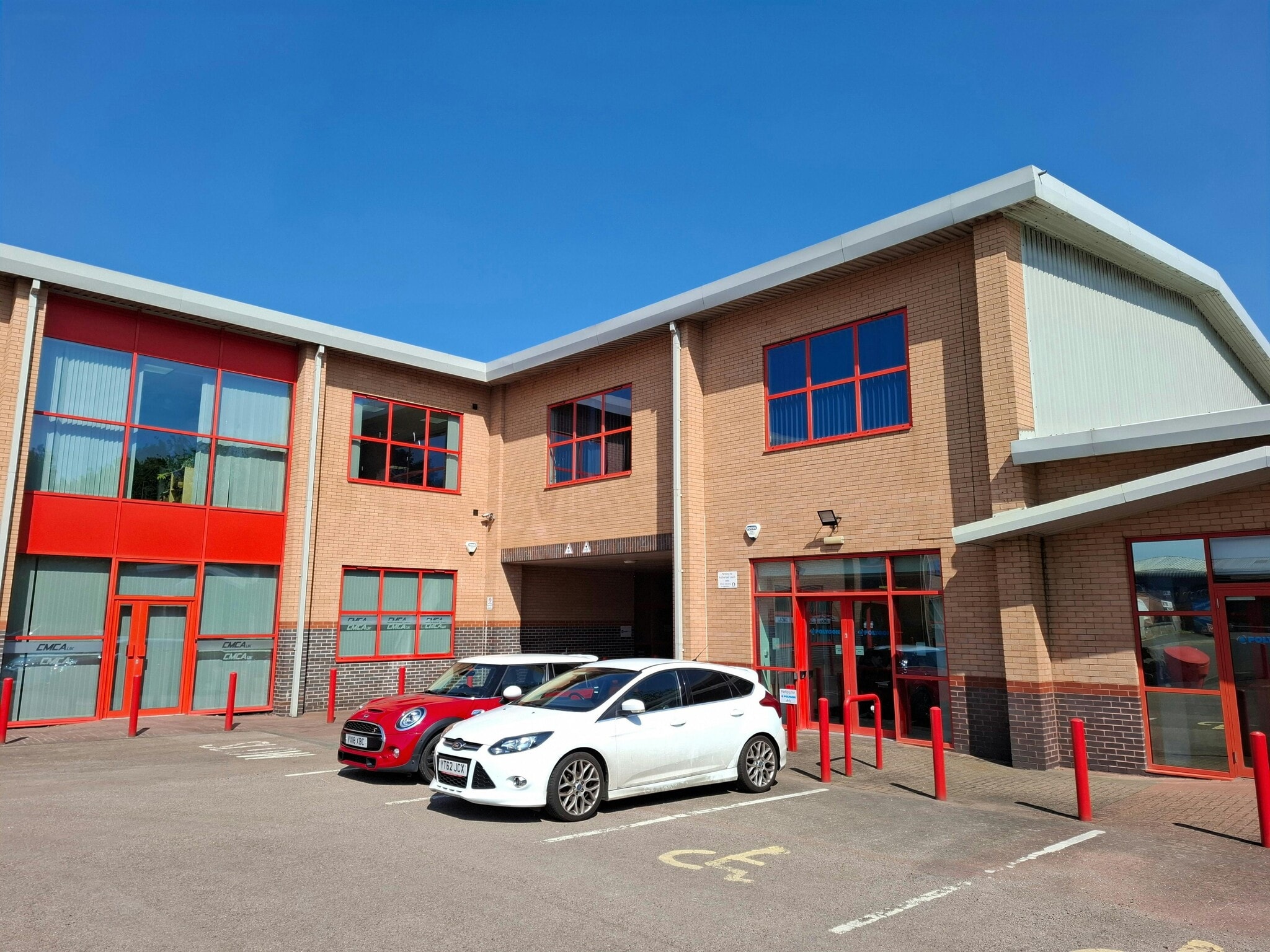 Gresley Rd, Worcester to rent Building Photo- Image 1 of 7
