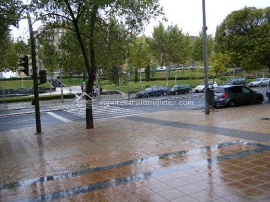 Retail in Cáceres, Cáceres to rent Primary Photo- Image 1 of 5
