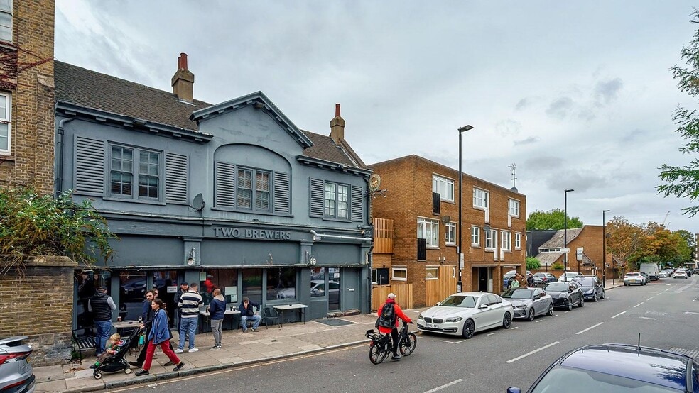 109 Roman Way, London for sale - Building Photo - Image 2 of 6