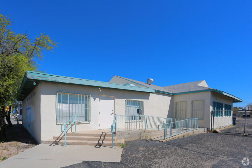 811 S 6th Ave, Tucson, AZ for rent - Primary Photo - Image 2 of 5