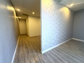 7400 El Cajon Blvd, La Mesa, CA to rent Interior Photo- Image 2 of 9