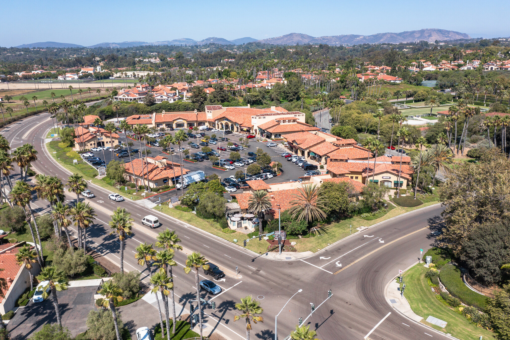 16077-16095 San Dieguito Rd, Rancho Santa Fe, CA for rent Building Photo- Image 1 of 10