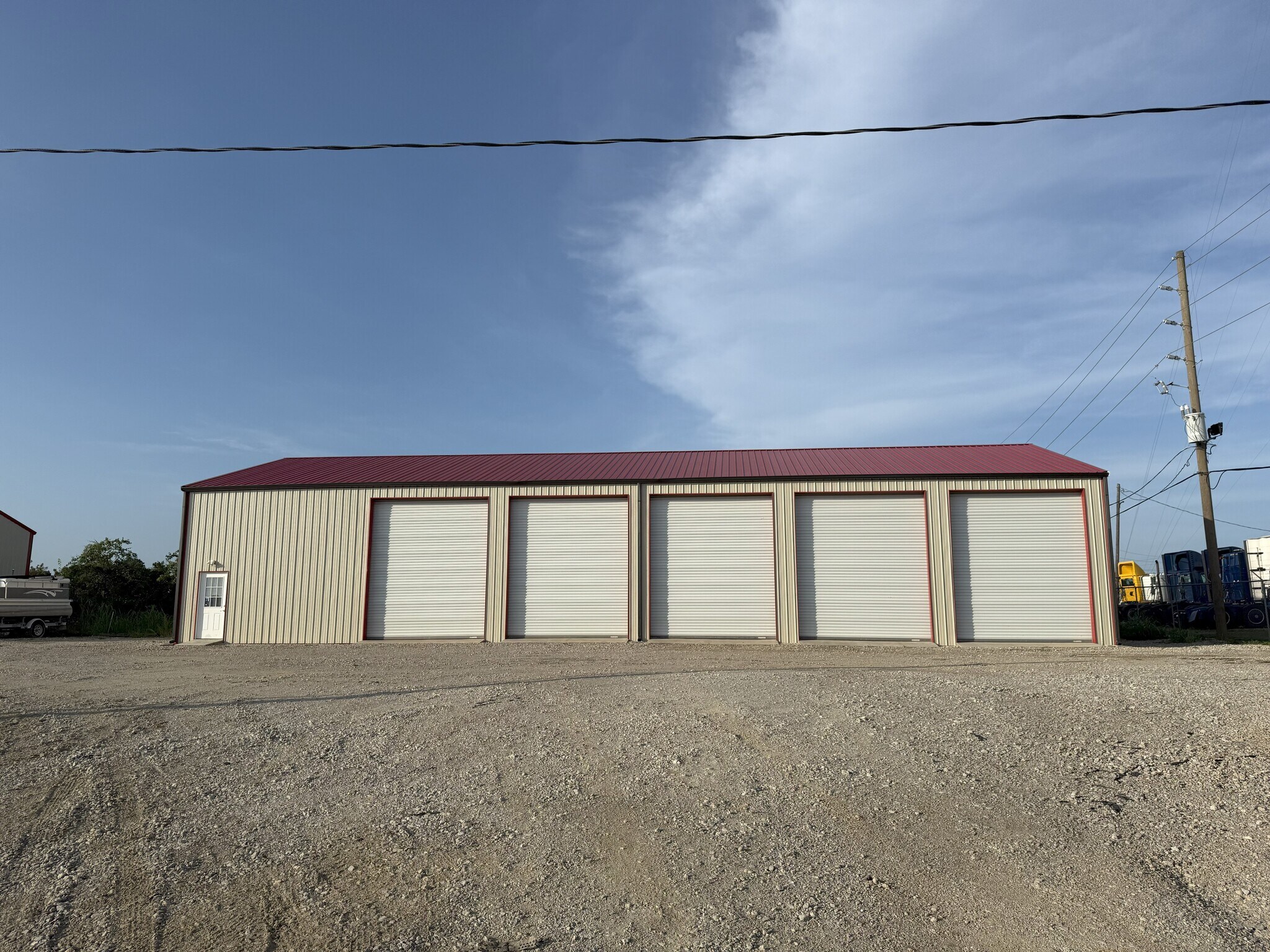 19181 Highway 105 W, Montgomery, TX for sale Building Photo- Image 1 of 1