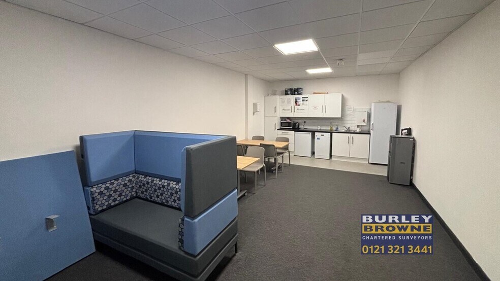 Coleshill Rd, Tamworth to rent - Building Photo - Image 2 of 10