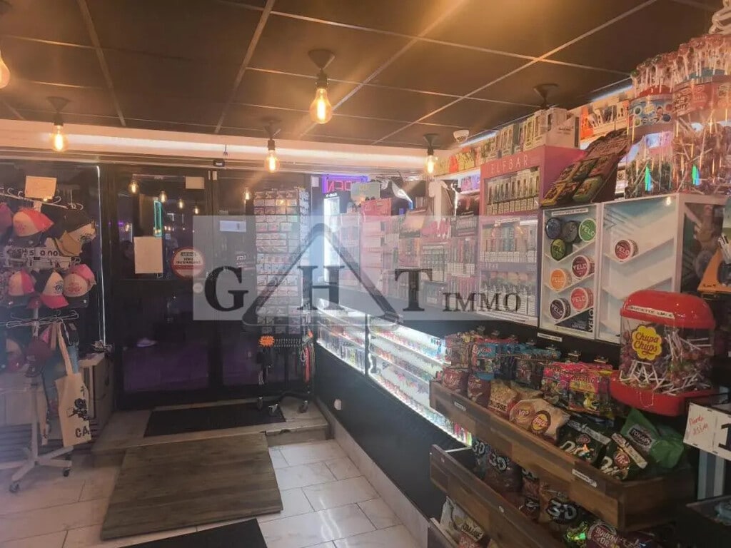 Vente Commerce 50 m² - Photo 1