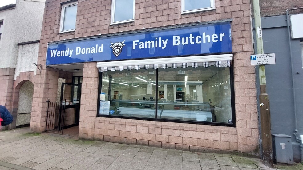 36 High St, Blairgowrie to rent - Building Photo - Image 2 of 5