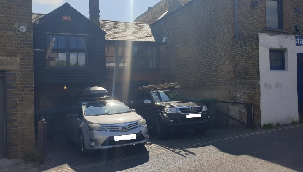 35 Middle Wall, Whitstable for sale Primary Photo- Image 1 of 1