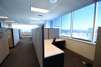 2000 S 44th St, Fargo, ND to rent Interior Photo- Image 1 of 5