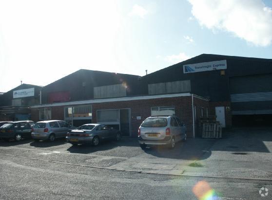 Haviland Rd, Wimborne for sale - Primary Photo - Image 1 of 1