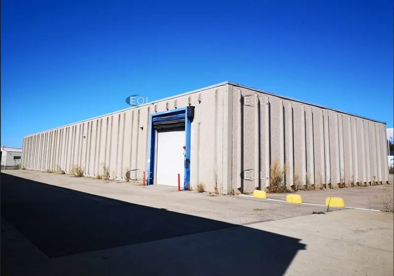 Industrial in Chaponnay to rent - Building Photo - Image 2 of 14
