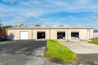 7818 Depot Ln, Tampa, FL for rent Building Photo- Image 1 of 20