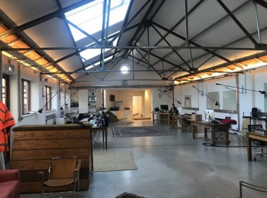 Pickle Mews, London to rent - Interior Photo - Image 2 of 3