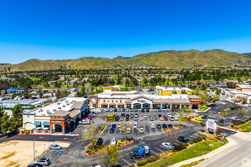 33490 Oak Glen Rd, Yucaipa, CA for rent - Primary Photo - Image 1 of 7