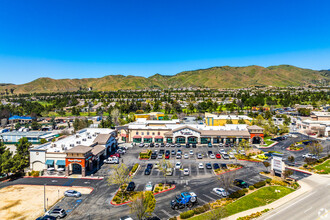 33490 Oak Glen Rd, Yucaipa, CA for rent Primary Photo- Image 1 of 8