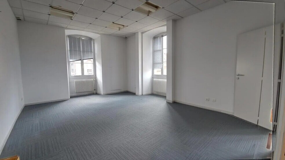 Office in Strasbourg to rent - Interior Photo - Image 3 of 9
