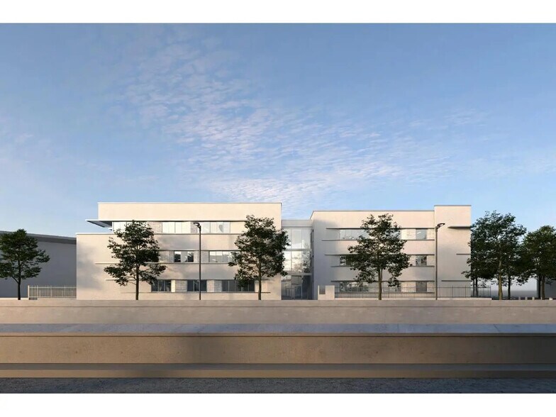 Light Industrial in Gennevilliers to rent - Building Photo - Image 2 of 5