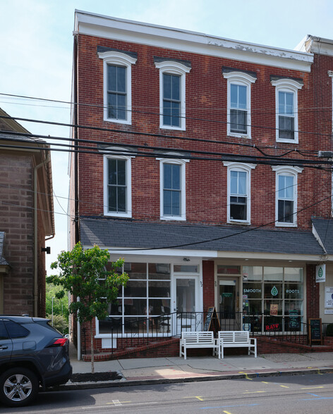 32 S State St, Newtown, PA for rent - Building Photo - Image 2 of 41