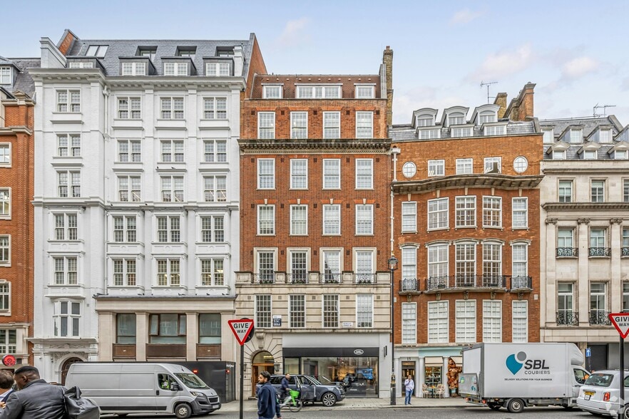 14 Berkeley St, London to rent - Building Photo - Image 1 of 7