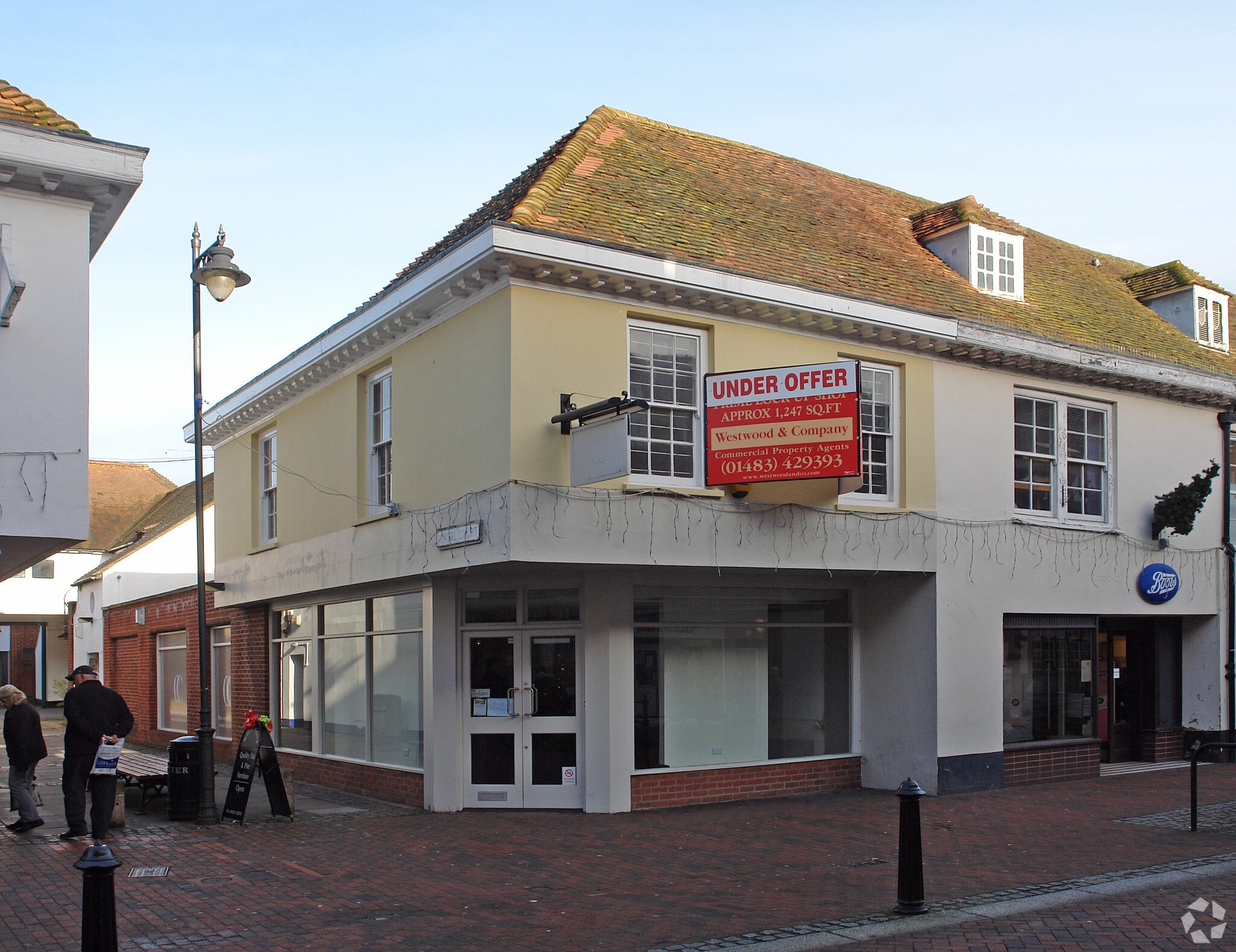 88-92 High St, Godalming for sale Primary Photo- Image 1 of 3