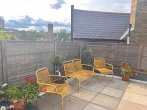 4A Fleet Rd, London to rent Building Photo- Image 1 of 2