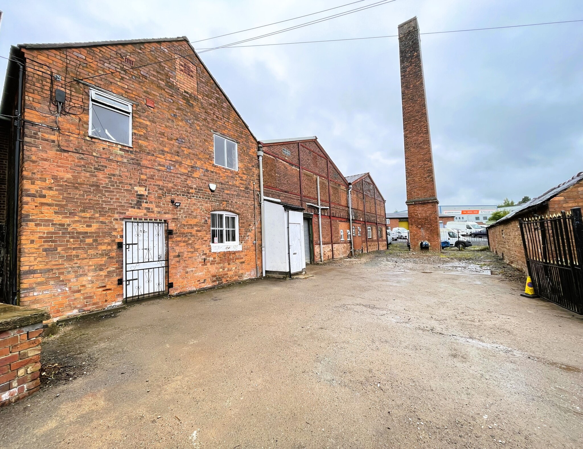 Alexandra Rd, Swadlincote for sale Building Photo- Image 1 of 1